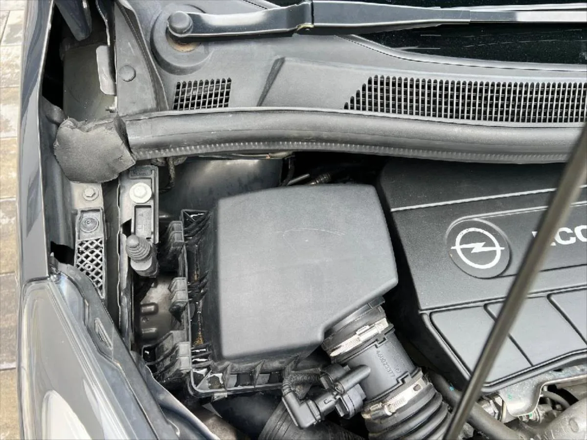 Opel Meriva 1,6 CDTi – fotografie vozu 19