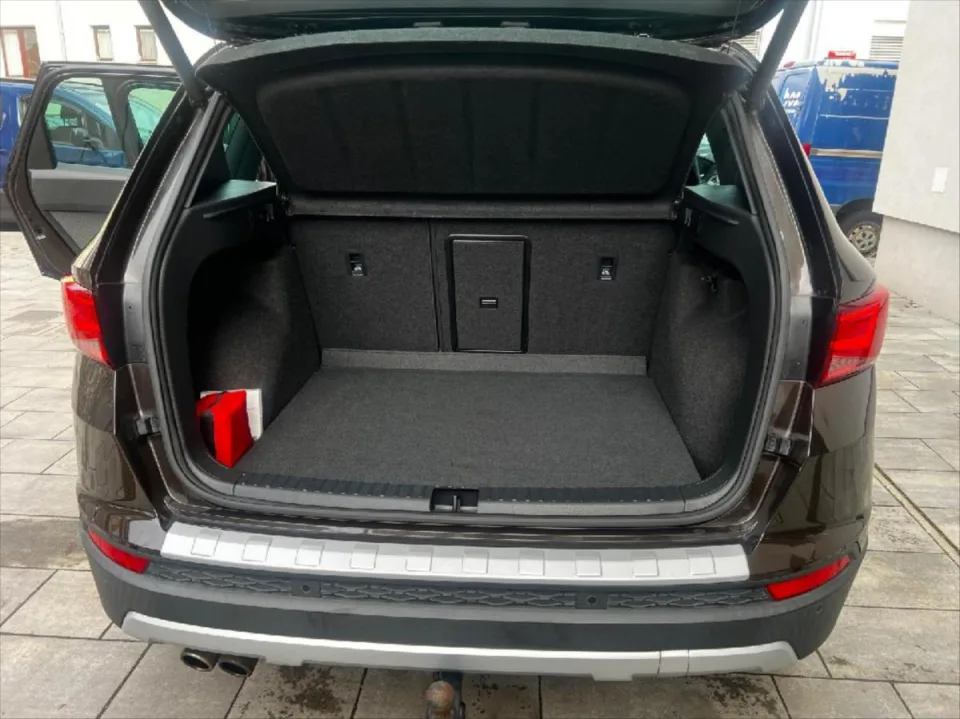 Seat Ateca 1,4 TSI ACT Xcellence 4 Drive – fotografie vozu 14