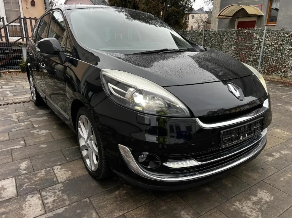 Renault Grand Scénic 2,0 2.0dCi luxe – fotografie vozu 7