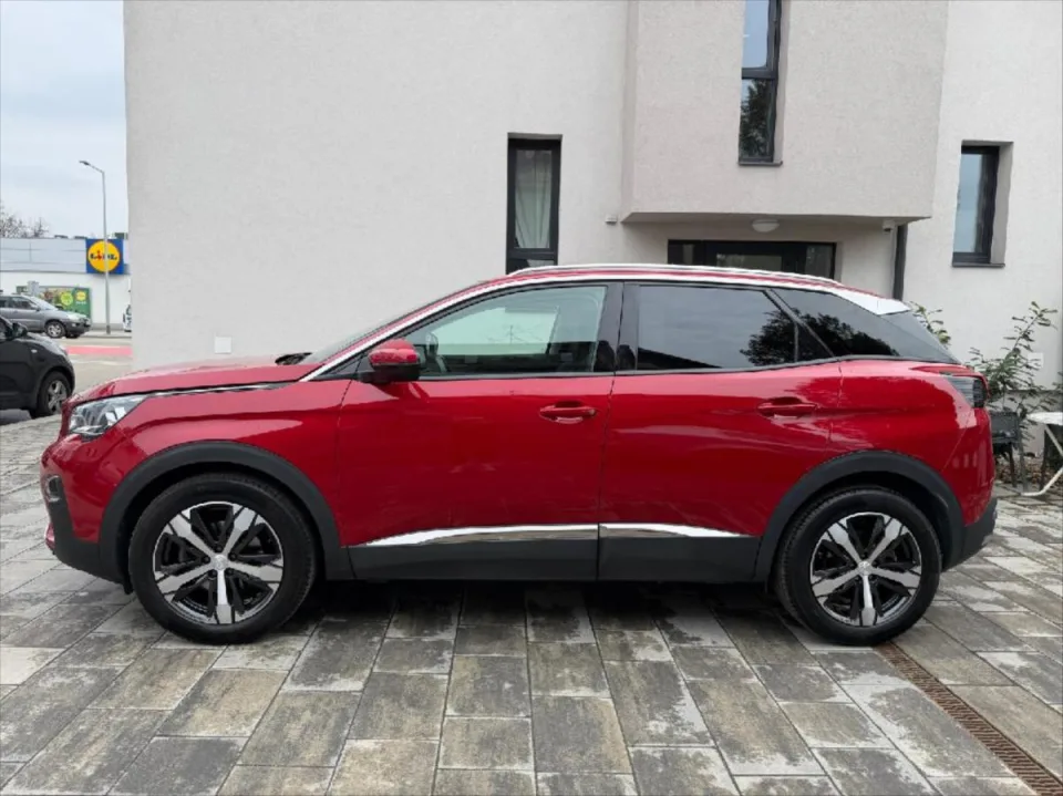 Peugeot 3008 1,2 Pure Tech Activ – fotografie vozu 3