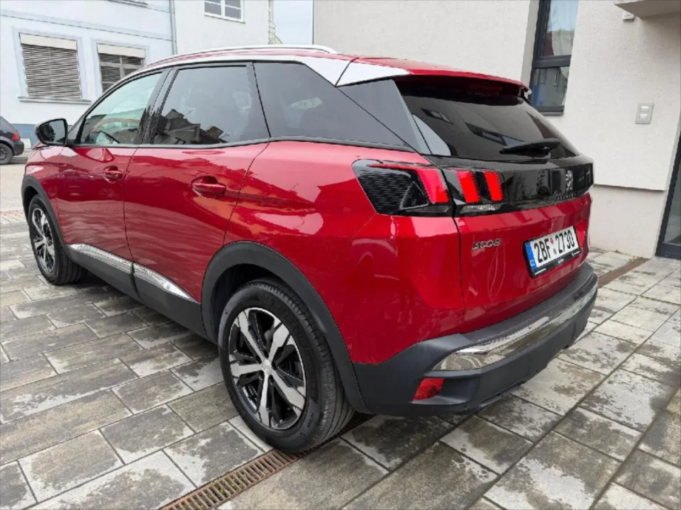 Peugeot 3008 1,2 Pure Tech Activ – fotografie vozu 4