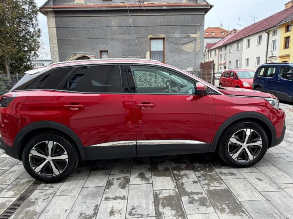 Peugeot 3008 1,2 Pure Tech Activ – fotografie vozu 7