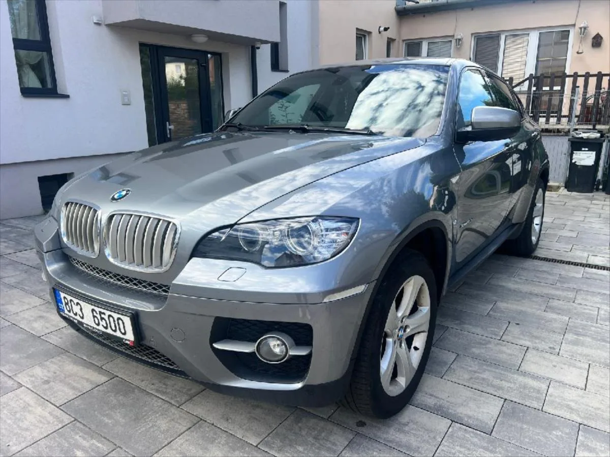 BMW X6 3,0 X DRIVE – fotografie vozu 1