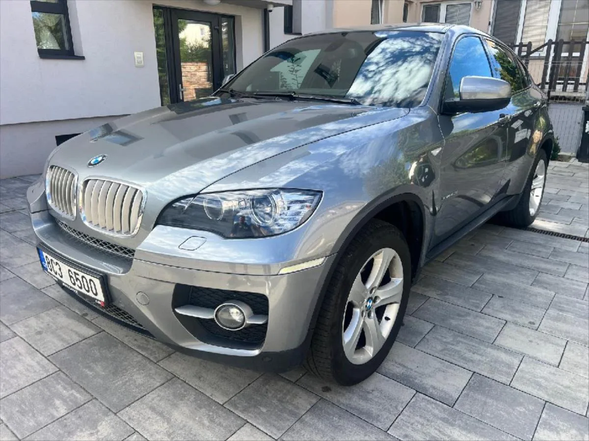 BMW X6 3,0 X DRIVE – fotografie vozu 2