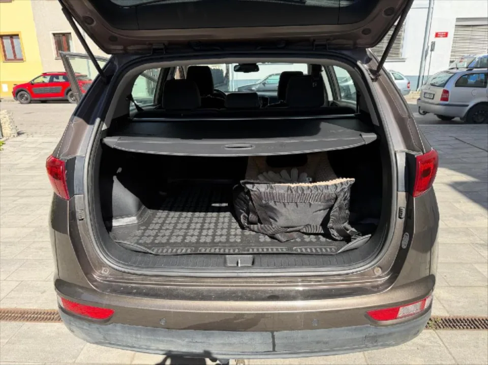 Kia Sportage 1,7 – fotografie vozu 11