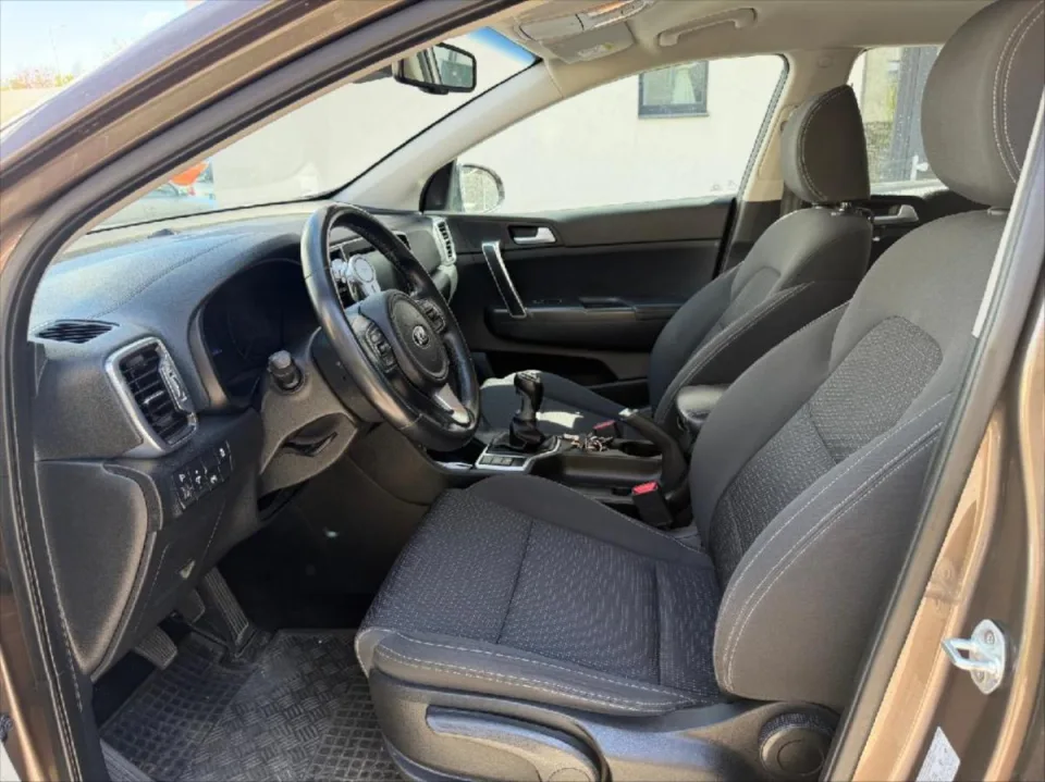 Kia Sportage 1,7 – fotografie vozu 12