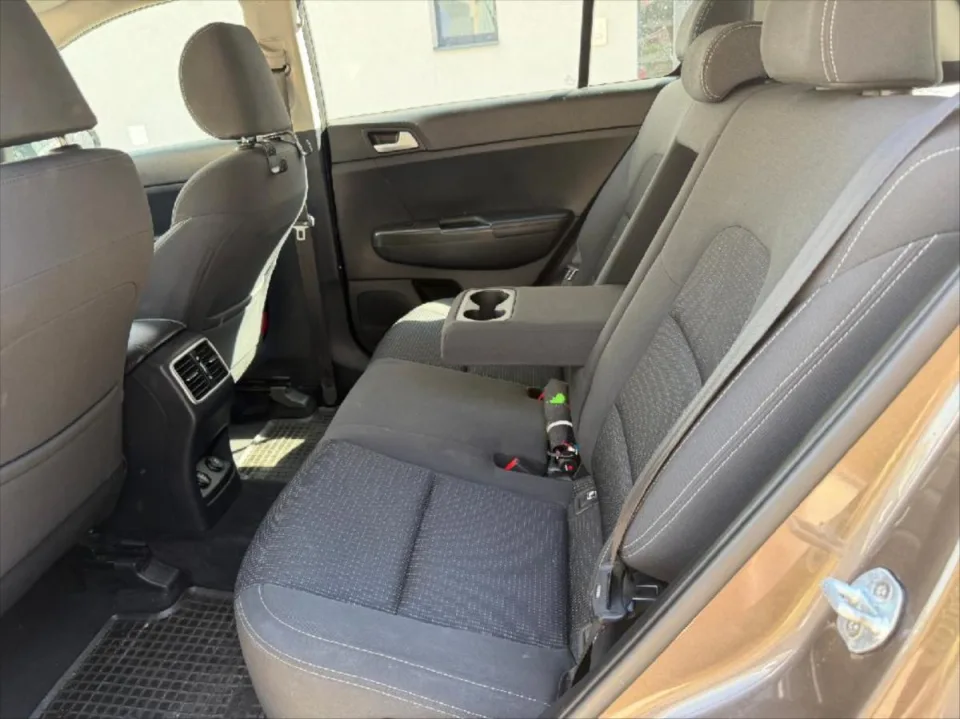 Kia Sportage 1,7 – fotografie vozu 16