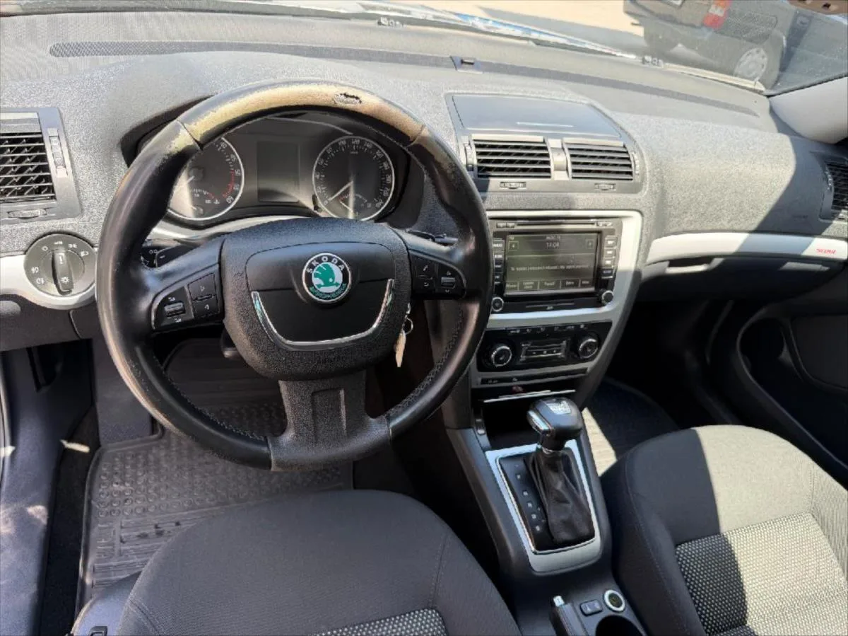 Škoda Octavia 2,0 TDI 103 kw Scout 4x4 – fotografie vozu 11