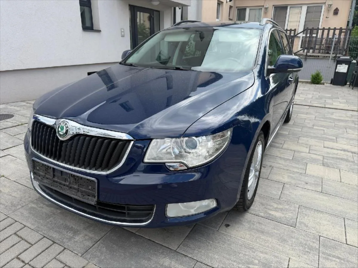 Škoda Superb 2,0 Combi TDI 125 kw – fotografie vozu 2