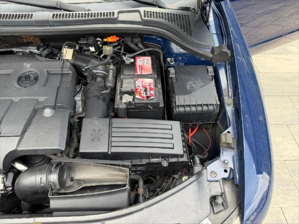 Škoda Superb 2,0 Combi TDI 125 kw – fotografie vozu 22