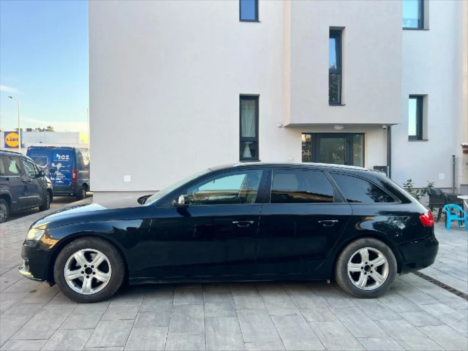 Audi A4 2,0 TDI 105kW multitronic Avant – fotografie vozu 2