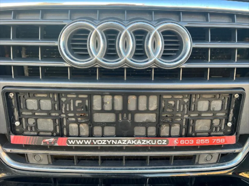 Audi A4 2,0 TDI 105kW multitronic Avant – fotografie vozu 10