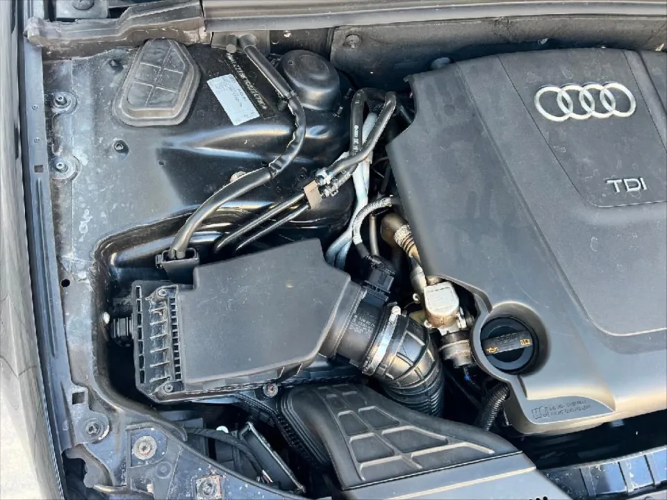 Audi A4 2,0 TDI 105kW multitronic Avant – fotografie vozu 16