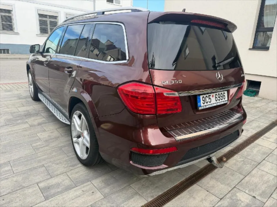 Mercedes-Benz GL 3,0 GL 350 Bluetec 4Matic – fotografie vozu 4