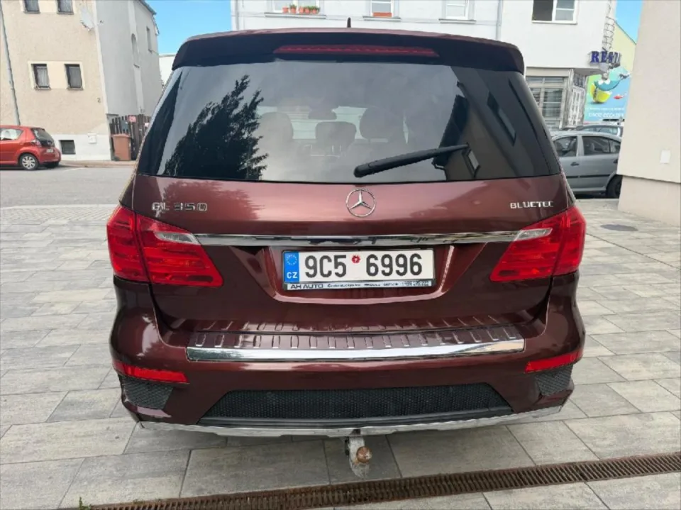 Mercedes-Benz GL 3,0 GL 350 Bluetec 4Matic – fotografie vozu 5