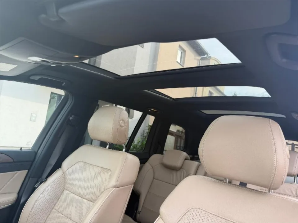 Mercedes-Benz GL 3,0 GL 350 Bluetec 4Matic – fotografie vozu 16