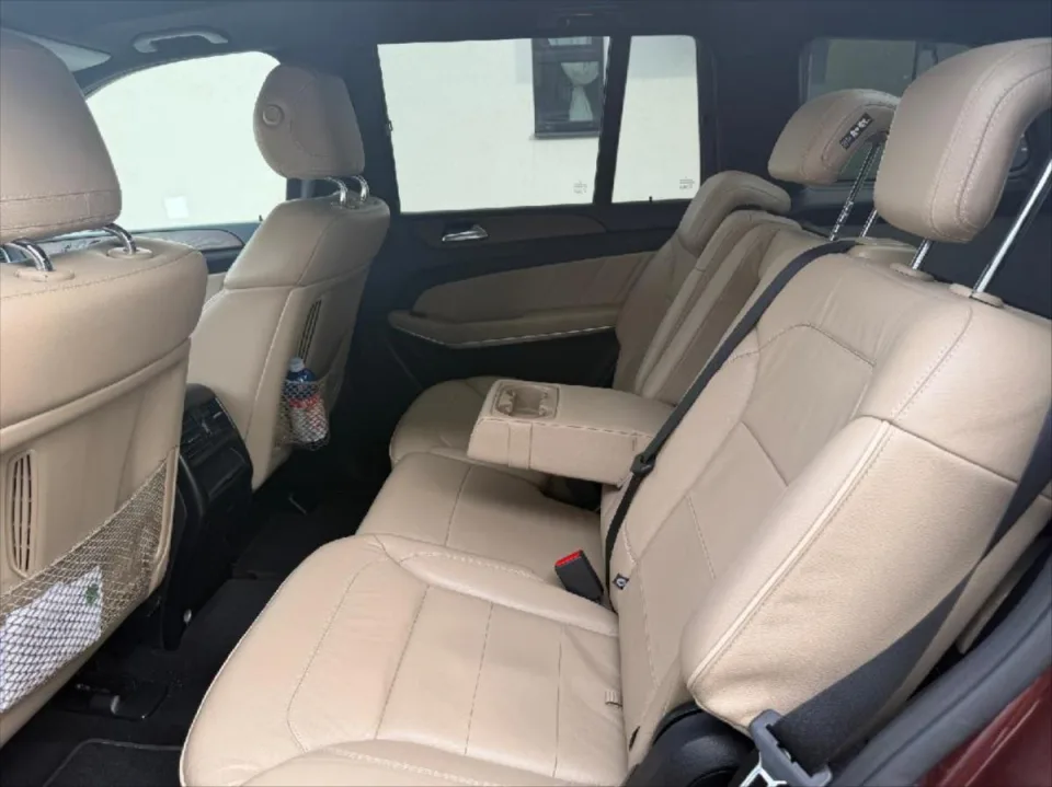 Mercedes-Benz GL 3,0 GL 350 Bluetec 4Matic – fotografie vozu 18
