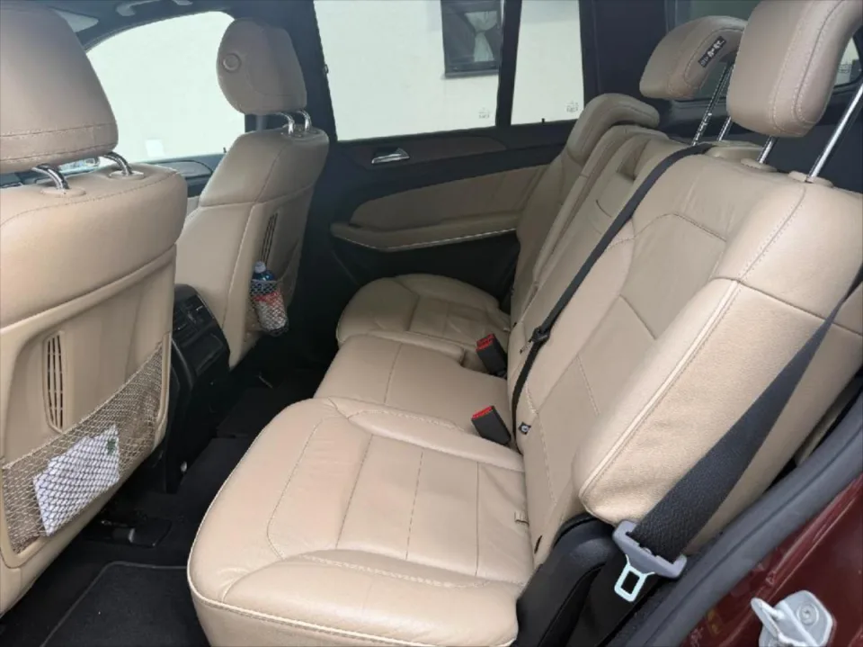Mercedes-Benz GL 3,0 GL 350 Bluetec 4Matic – fotografie vozu 19