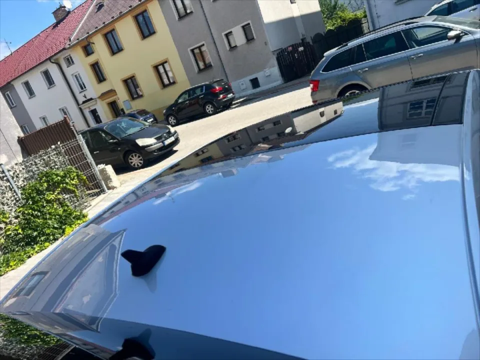 Škoda Superb 2,0 TDI 110KW Style – fotografie vozu 11
