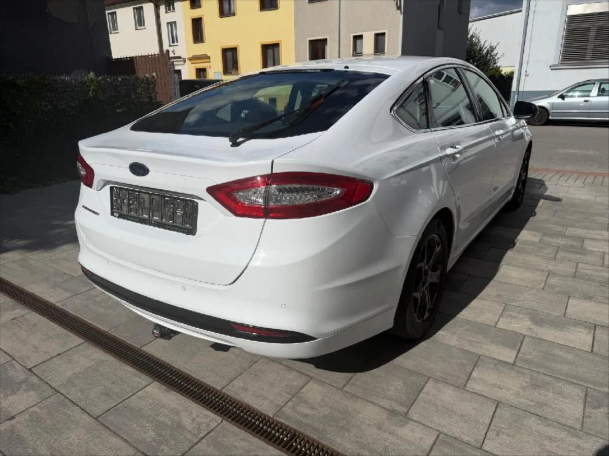 Ford Mondeo 2,0 TDCI Titanium – fotografie vozu 6