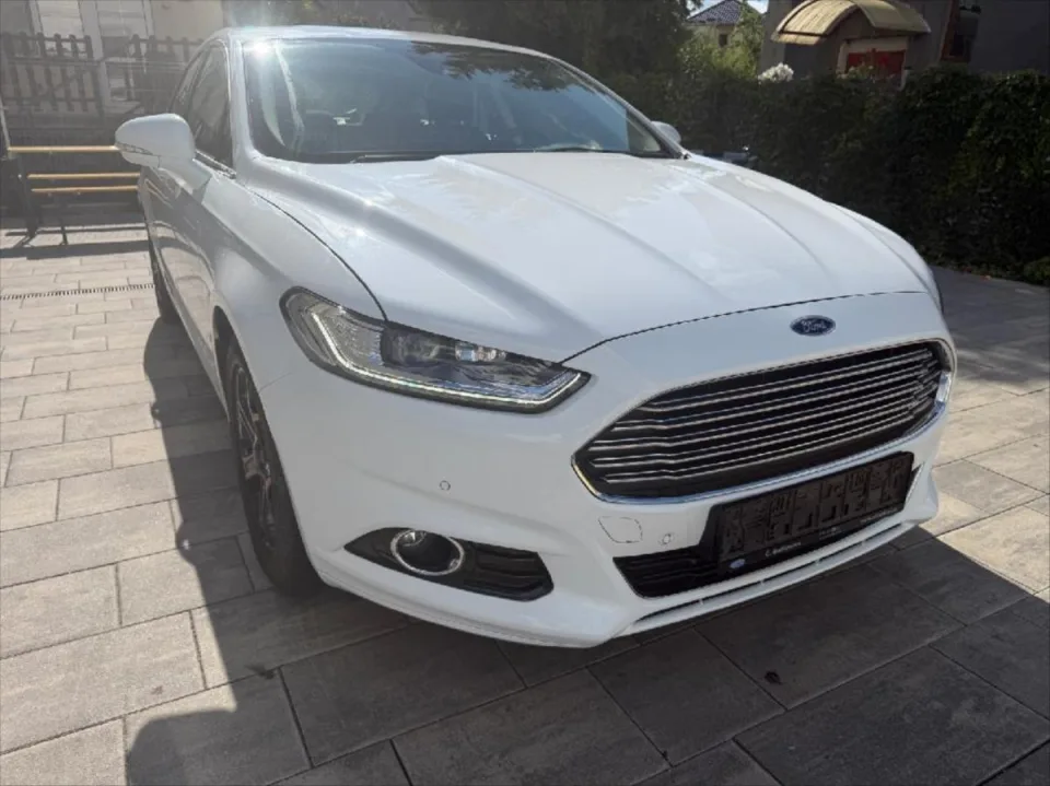 Ford Mondeo 2,0 TDCI Titanium – fotografie vozu 9