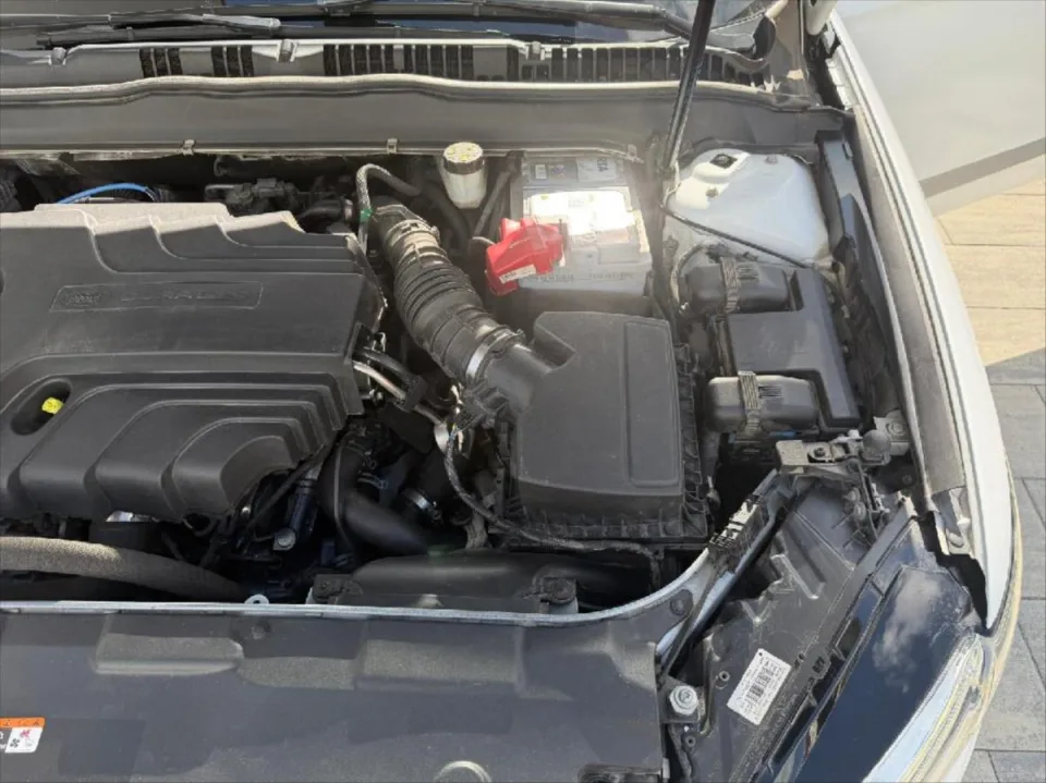 Ford Mondeo 2,0 TDCI Titanium – fotografie vozu 15