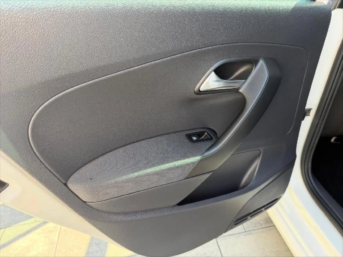 Volkswagen Polo 1,2 Style – fotografie vozu 13