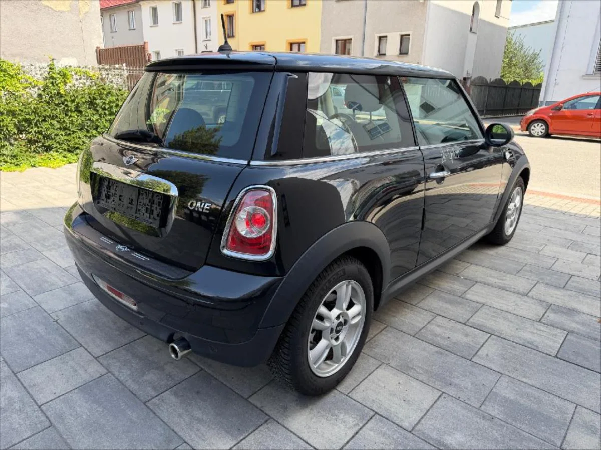 Mini One 1,6 – fotografie vozu 4