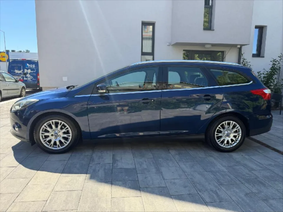 Ford Focus 1,6 TDCI Titanium – fotografie vozu 3