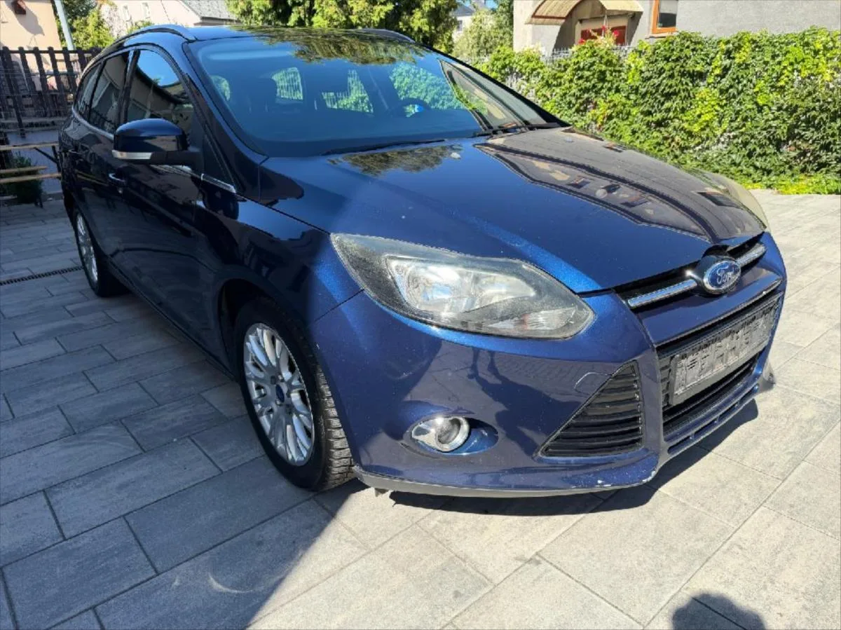 Ford Focus 1,6 TDCI Titanium – fotografie vozu 8