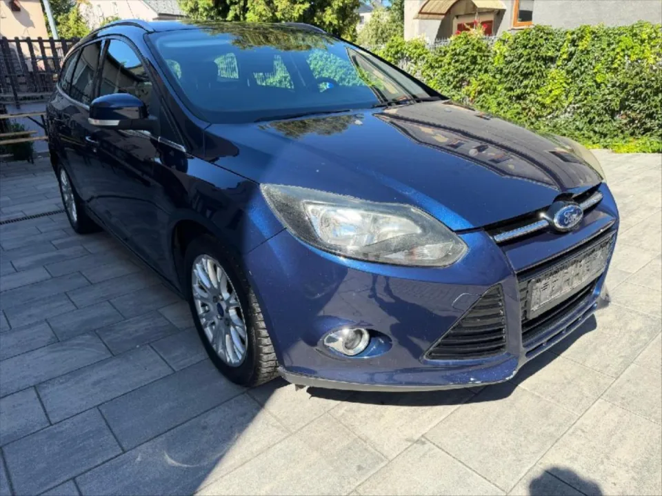 Ford Focus 1,6 TDCI Titanium – fotografie vozu 8