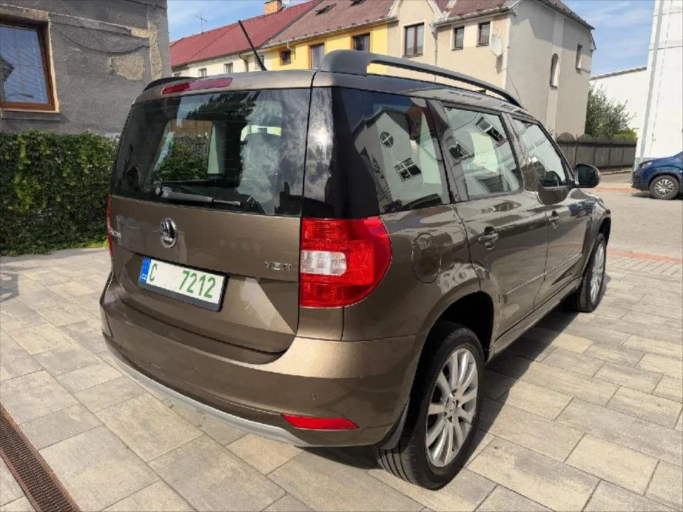 Škoda Yeti 1,4 TSI Ambition – fotografie vozu 6