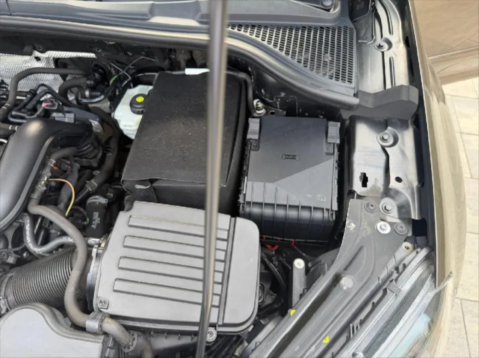 Škoda Yeti 1,4 TSI Ambition – fotografie vozu 21