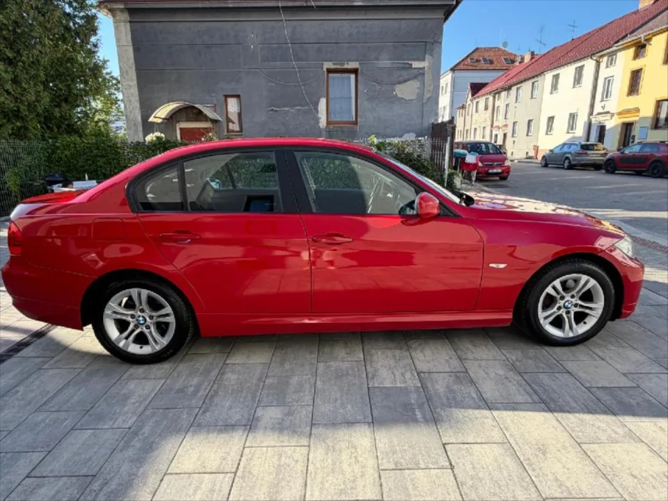 BMW Řada 3 2,0 Diesel E90 – fotografie vozu 7