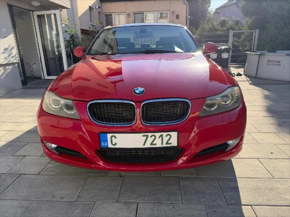 BMW Řada 3 2,0 Diesel E90 – fotografie vozu 9