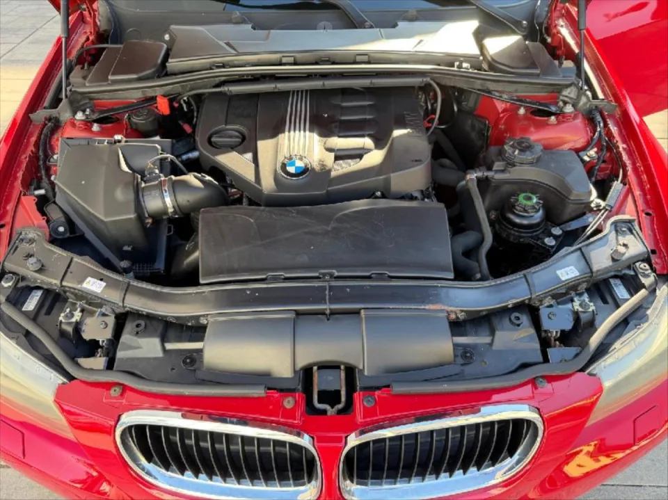BMW Řada 3 2,0 Diesel E90 – fotografie vozu 15