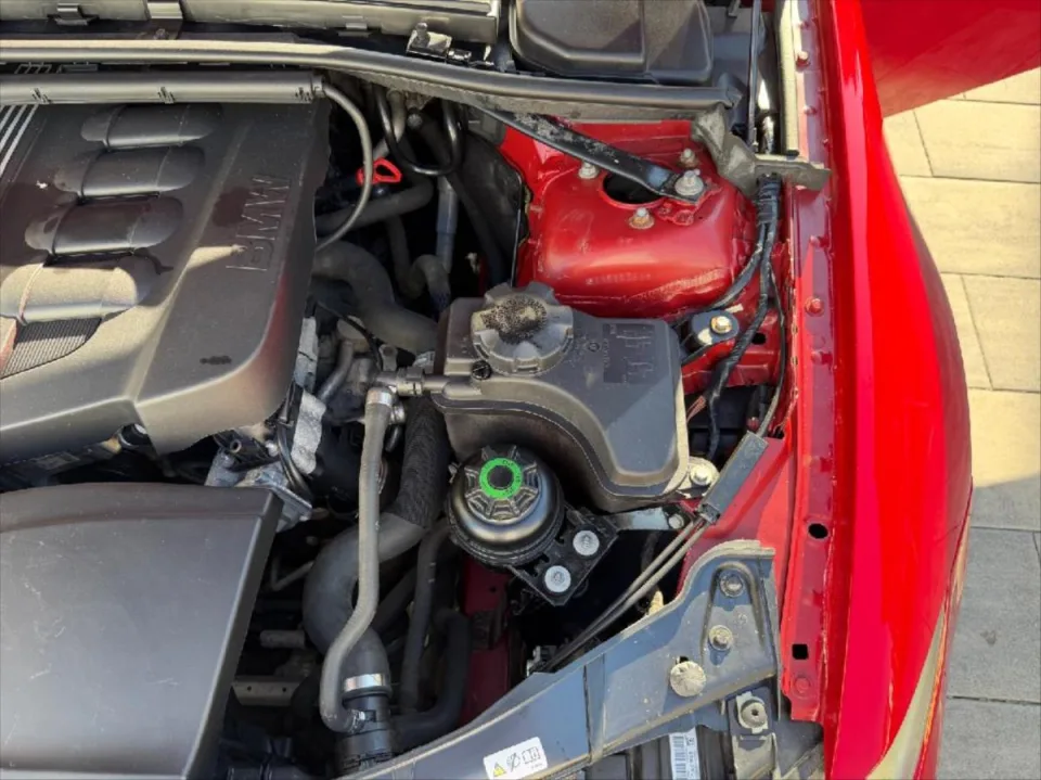 BMW Řada 3 2,0 Diesel E90 – fotografie vozu 17