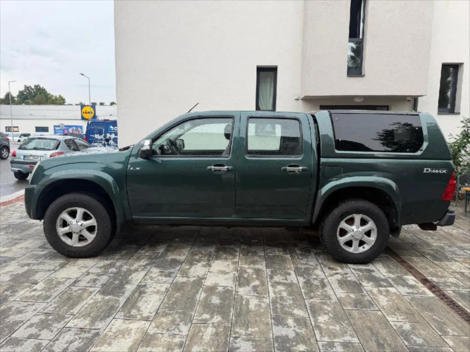 Isuzu D-Max 2,5 – fotografie vozu 4