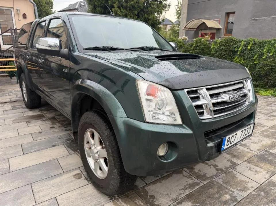 Isuzu D-Max 2,5 – fotografie vozu 10