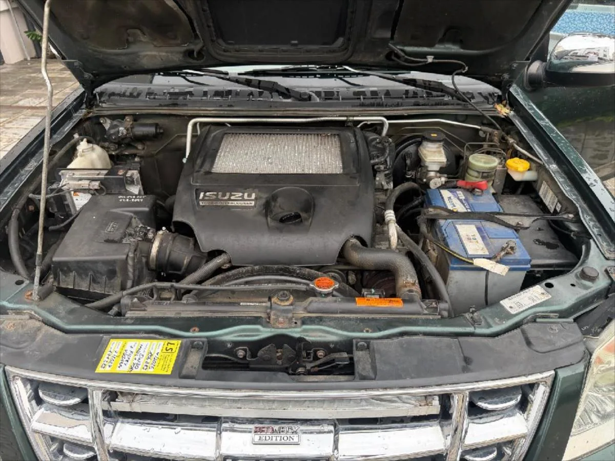 Isuzu D-Max 2,5 – fotografie vozu 13