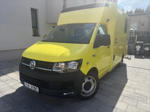 Volkswagen Transporter 2,0 TDI SANITKA