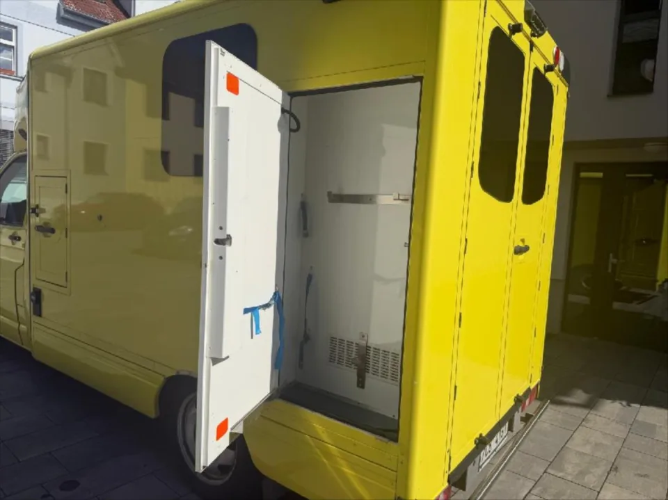 Volkswagen Transporter 2,0 TDI SANITKA – fotografie vozu 10