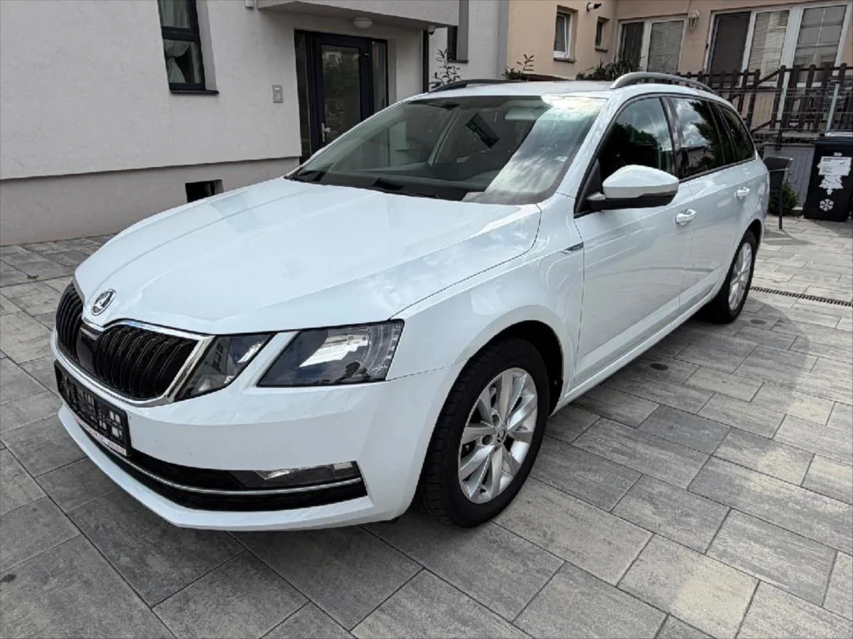 Škoda Octavia 1,6 TDI Combi – fotografie vozu 3