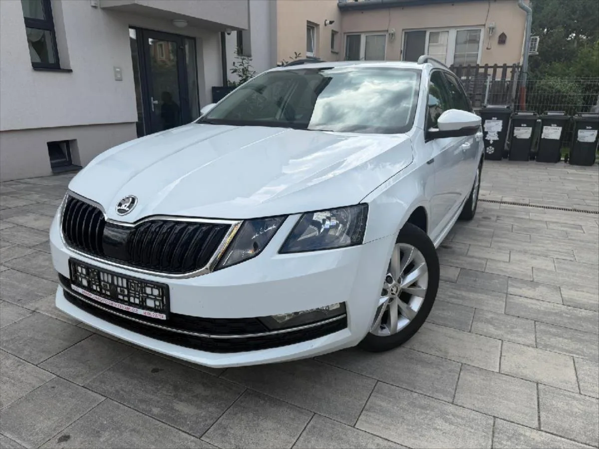 Škoda Octavia 1,6 TDI Combi – fotografie vozu 17