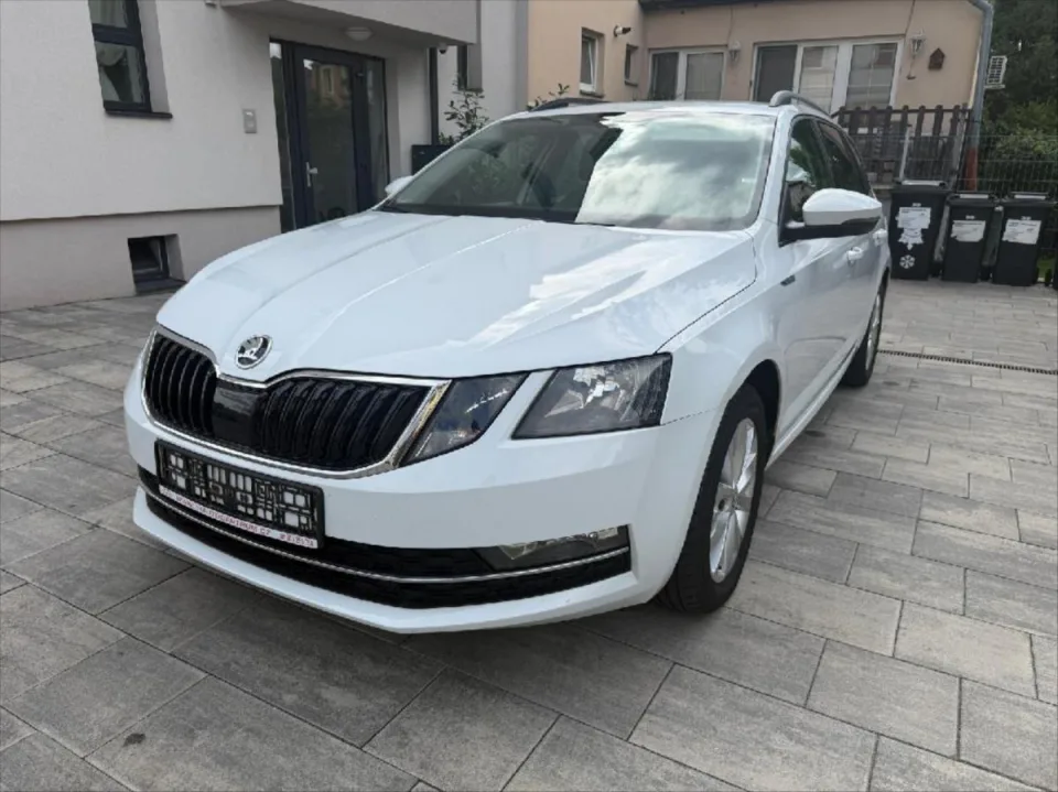 Škoda Octavia 1,6 TDI Combi – fotografie vozu 18
