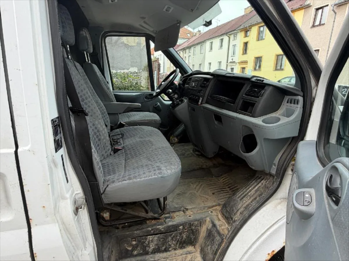 Ford Transit 2,2 TDCI Krátký ,vysoký – fotografie vozu 10